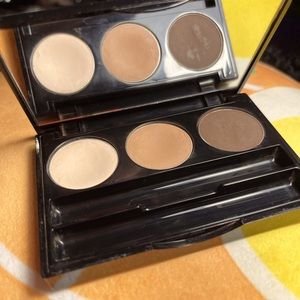 Bobbi Brown 3 shadow palette, neutral.